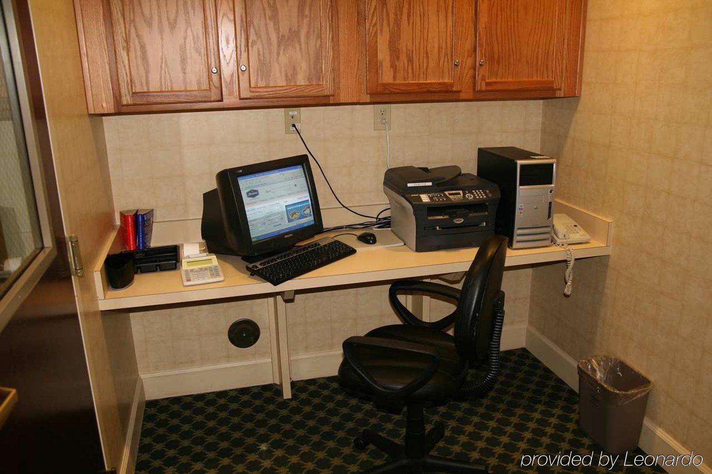 Hampton Inn Fayetteville Létesítmények fotó