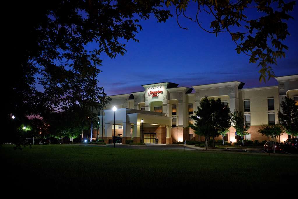 Hampton Inn Fayetteville Kültér fotó