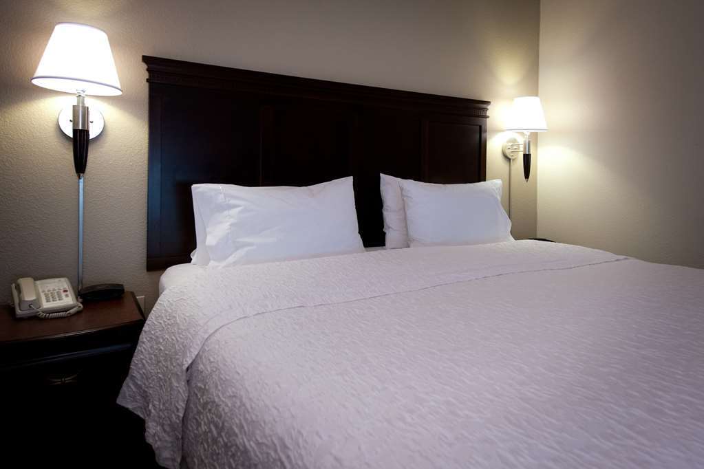 Hampton Inn Fayetteville Szoba fotó